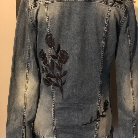 LulaRoe Jaxon Jean Jacket - Picture 5 of 8